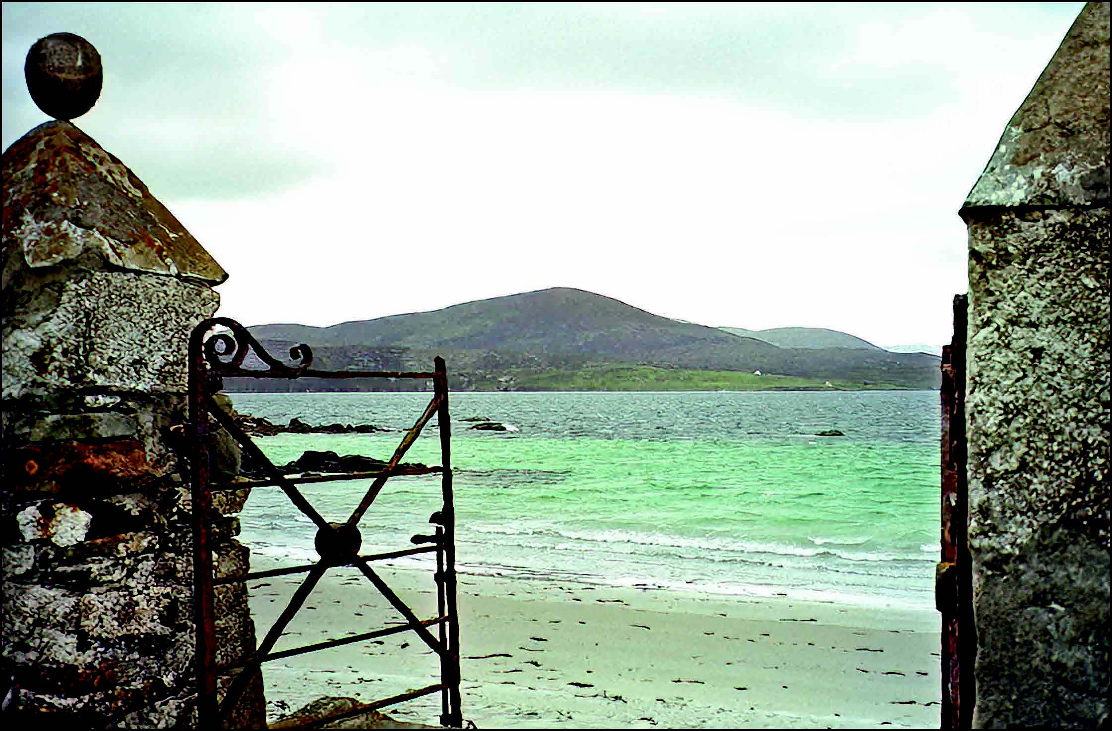 The sea gate below Ensay House - 1998